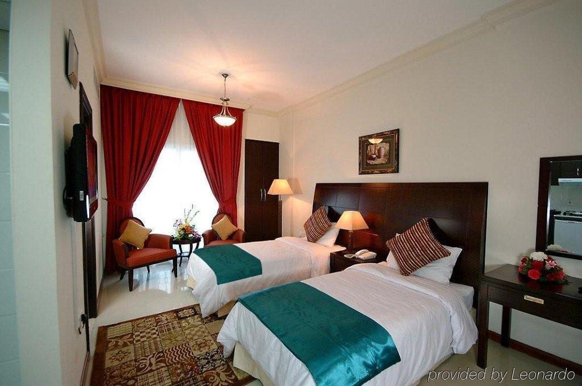 Golden Square Hotel Apartments Dubai Eksteriør bilde