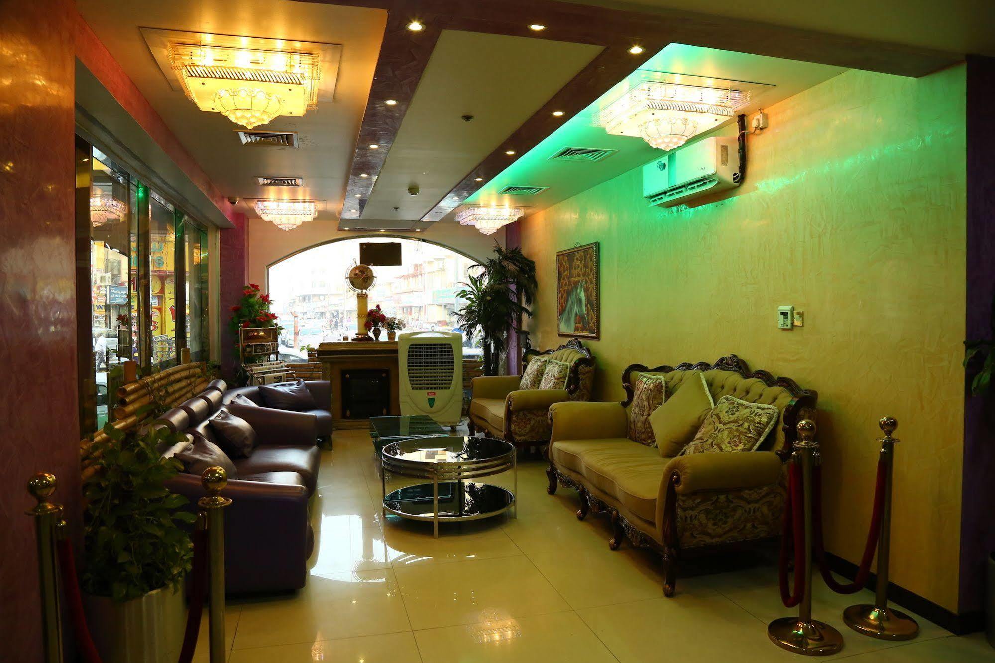 Golden Square Hotel Apartments Dubai Eksteriør bilde