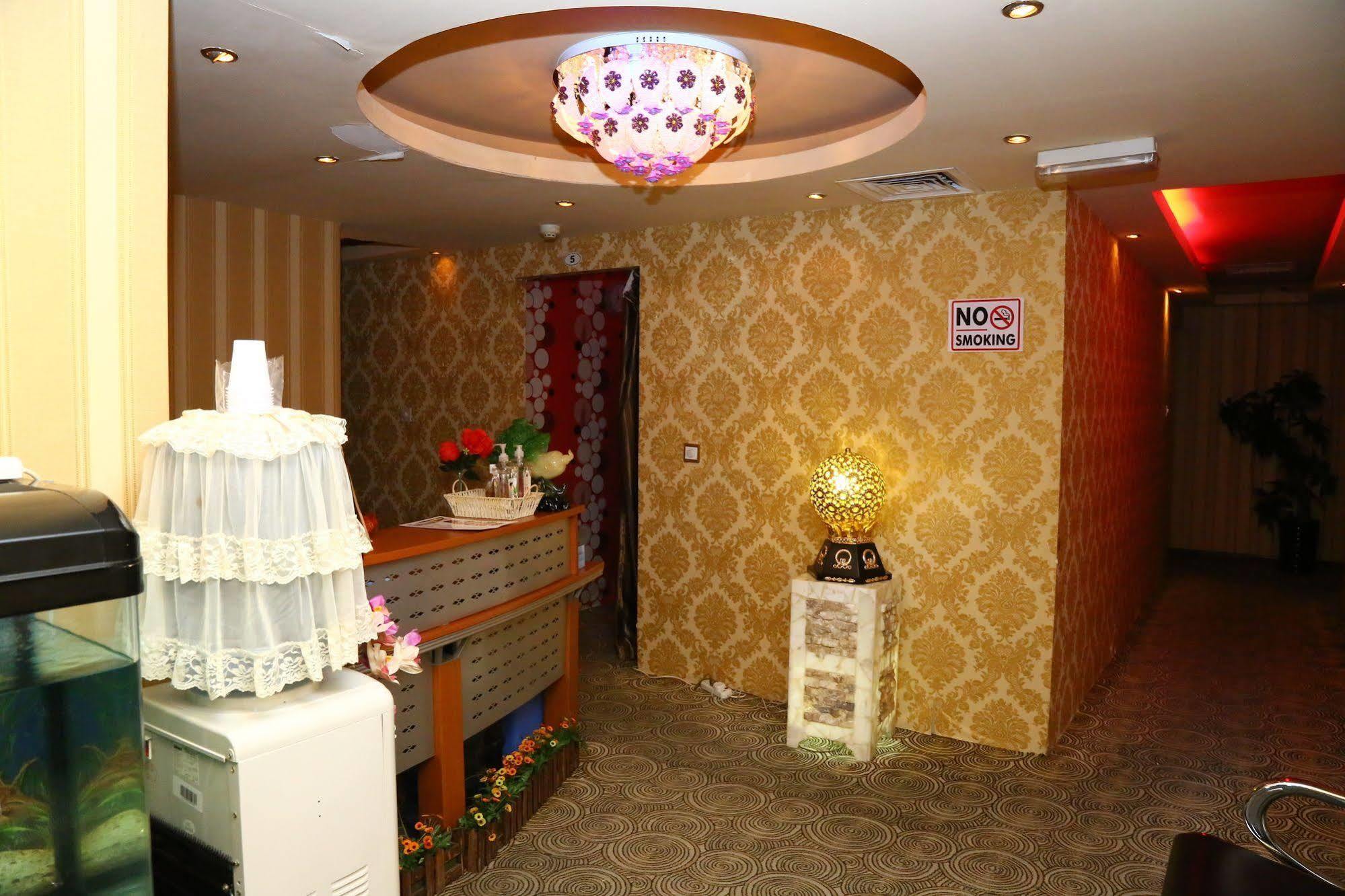 Golden Square Hotel Apartments Dubai Eksteriør bilde